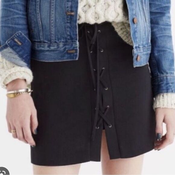 Madewell Black Lace Up Crepe Mini Skirt - Picture 1 of 7